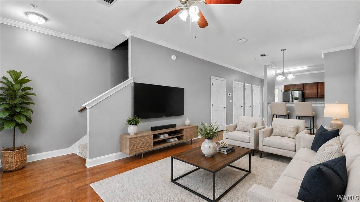 3218 Veterans Memorial Parkway - Photo 1