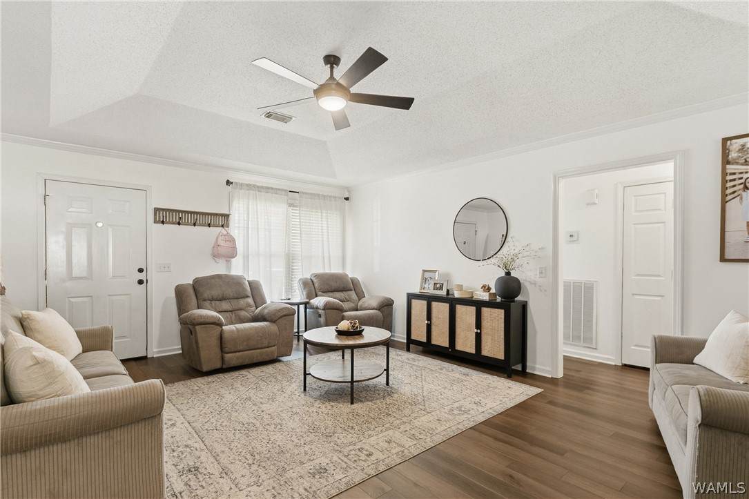 19516 Wenwood Lane - Photo 1