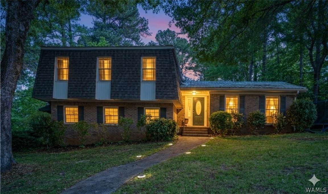 https://bt-photos.global.ssl.fastly.net/tuscaloosa/orig_boomver_3_174795-2.jpg
