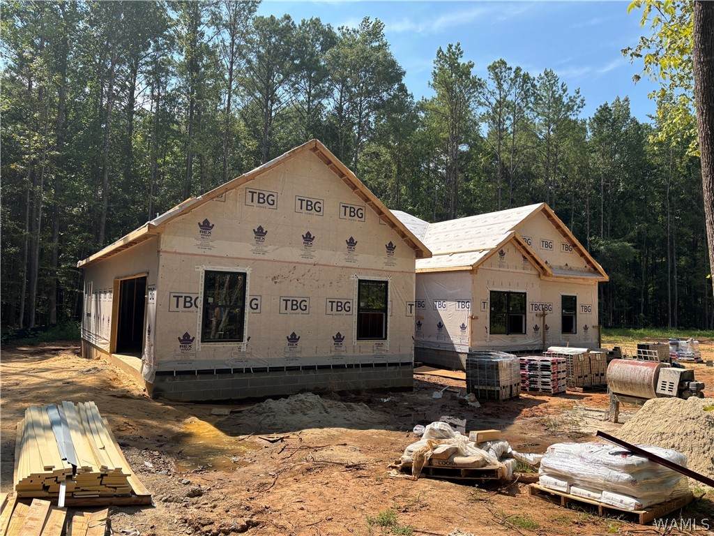 18032 Northview Circle - Photo 1
