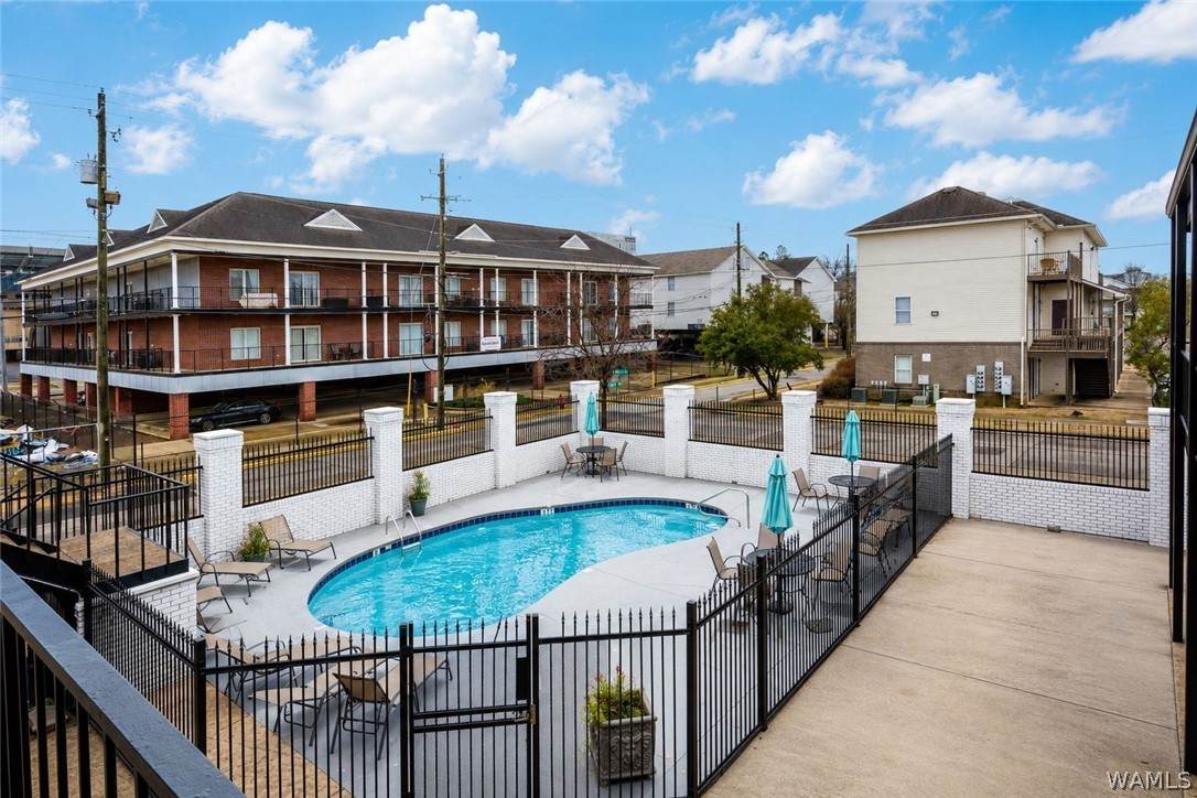 https://bt-photos.global.ssl.fastly.net/tuscaloosa/orig_boomver_3_176197-2.jpg