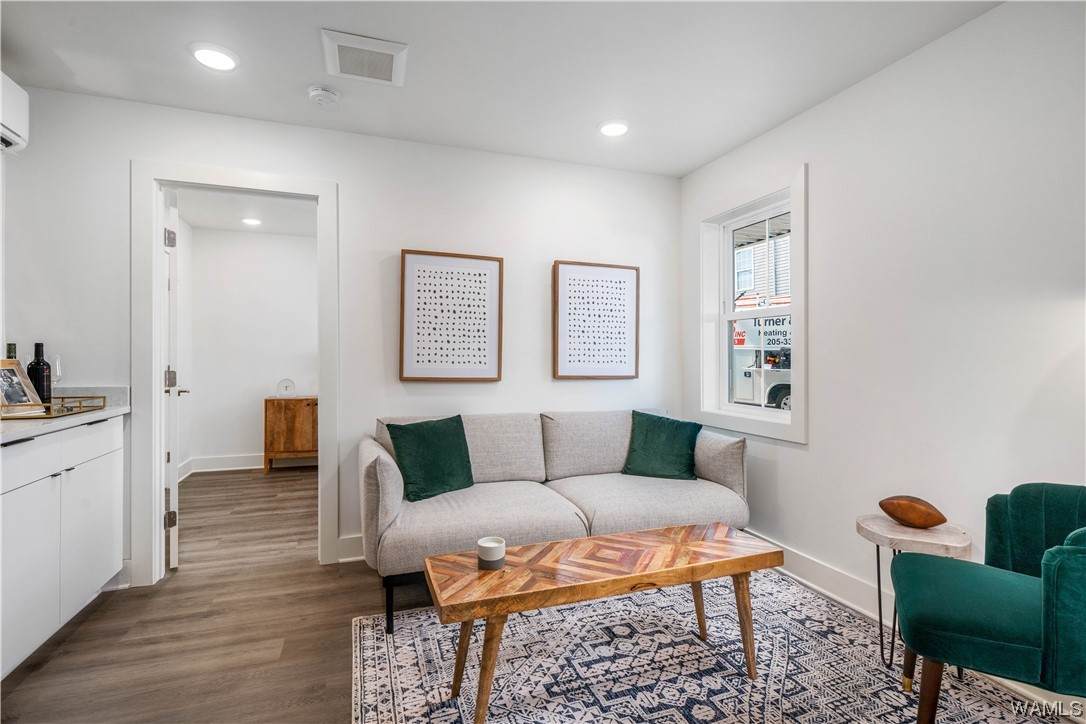 500 Grace Street - Photo 1