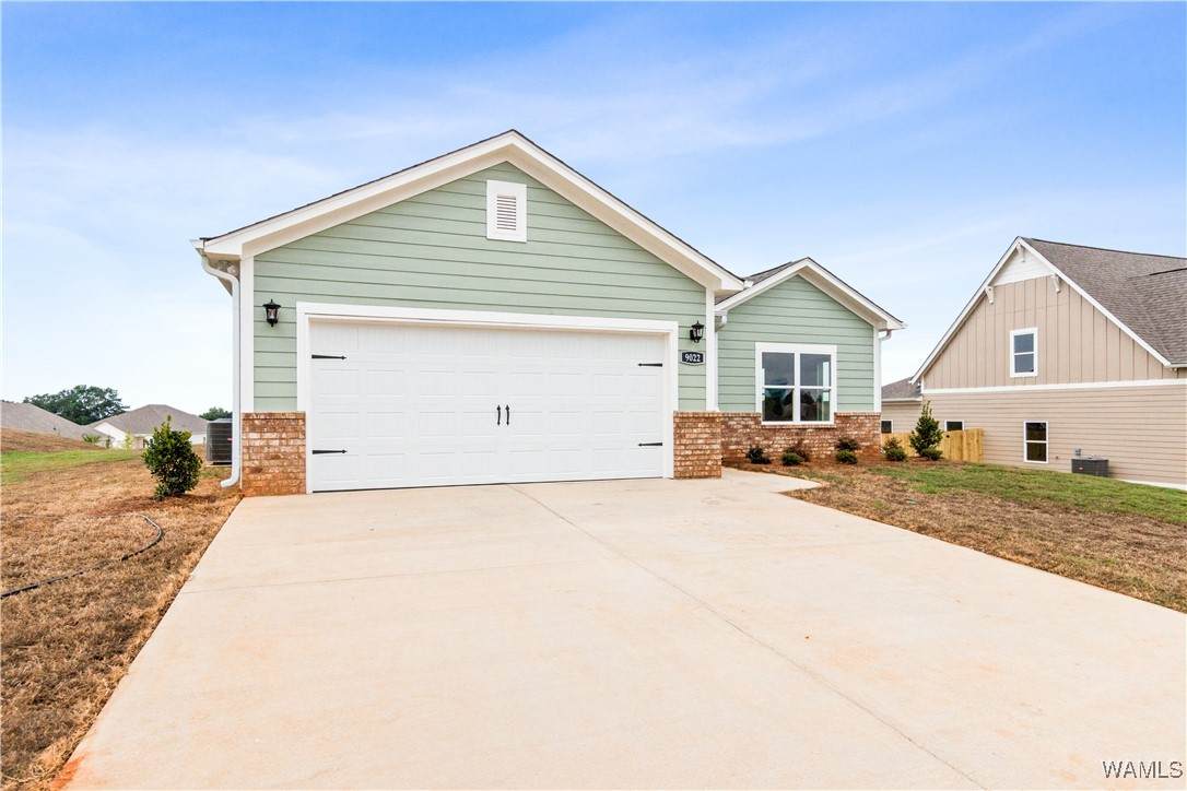 9022 Saxon Street - Photo 1