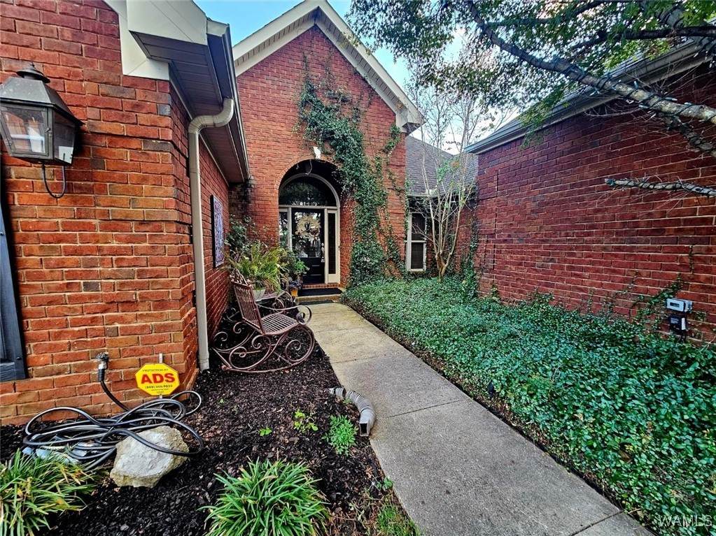 487 Camille Lane - Photo 1