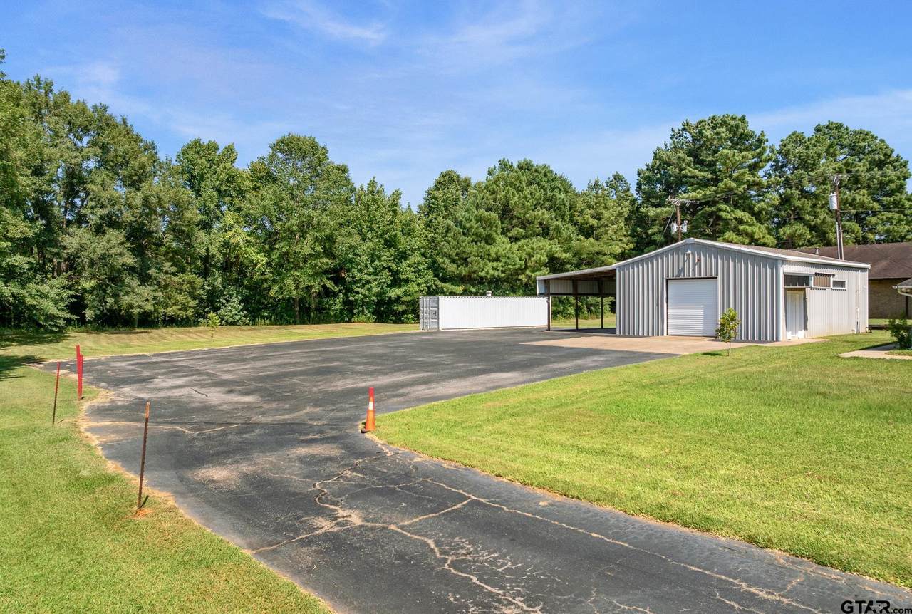 1116-B Hwy 110 N - Photo 1