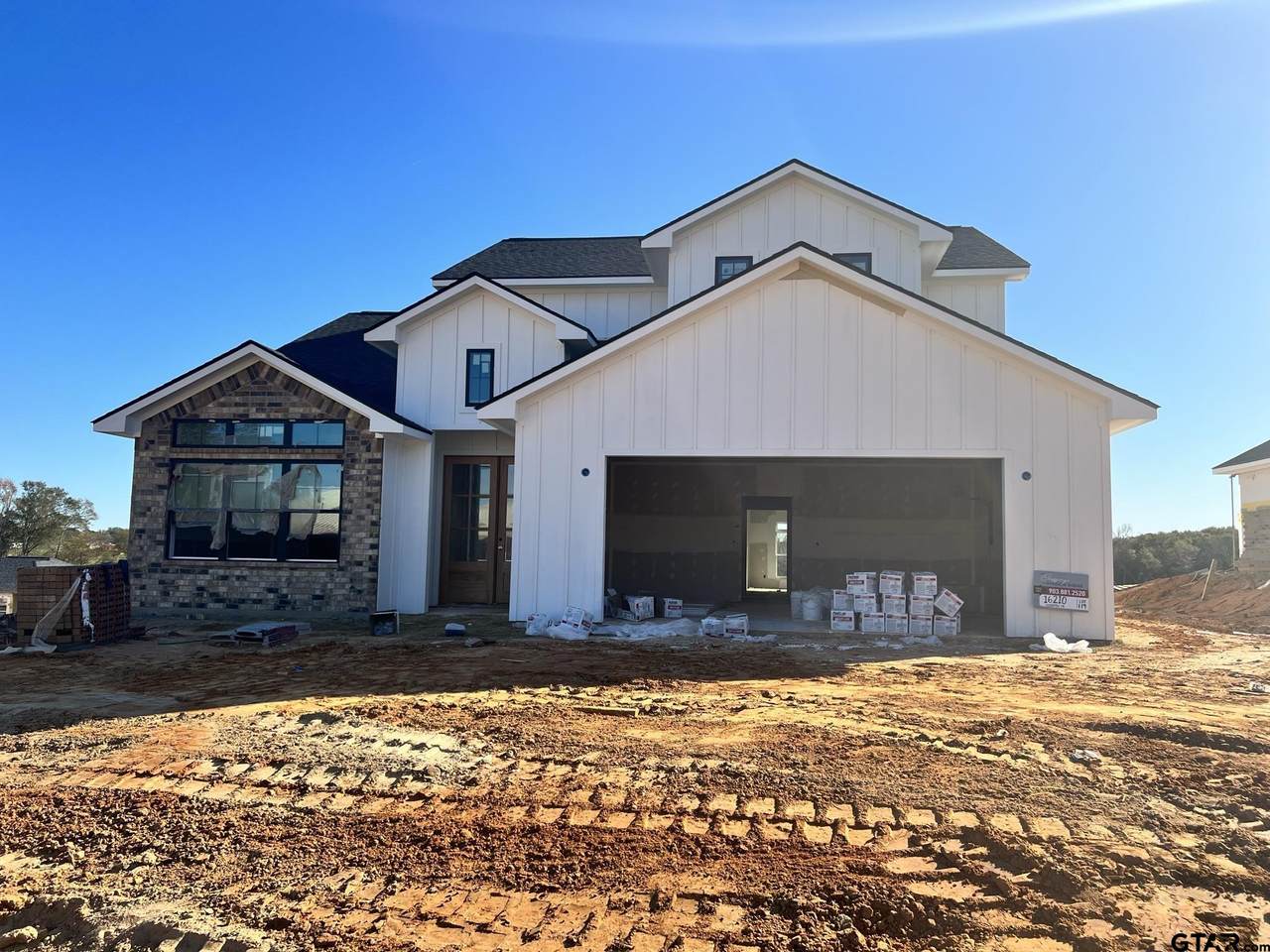 16210 Clearview Dr - Photo 1