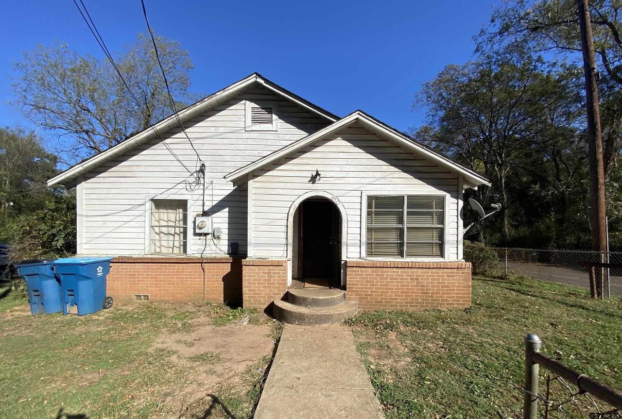 910 Kahn St - Photo 1