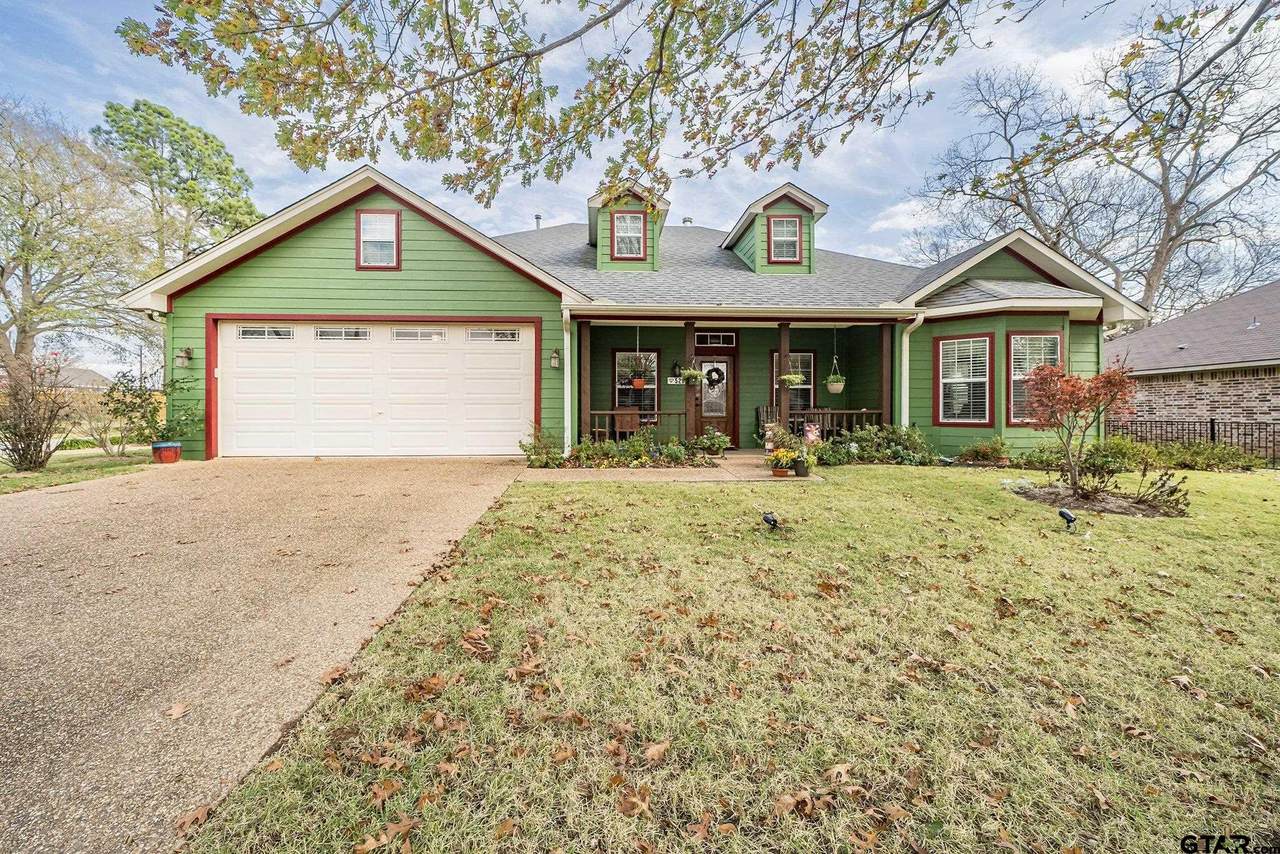 528 4th Street - Photo 1