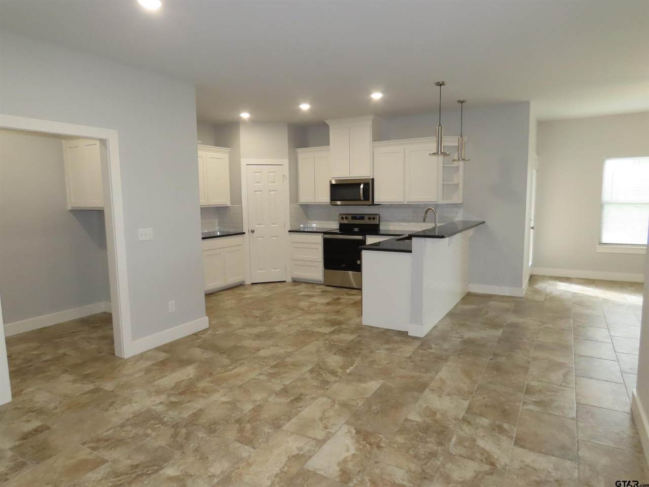 22586 Cr 157, Unit 1 - Photo 1
