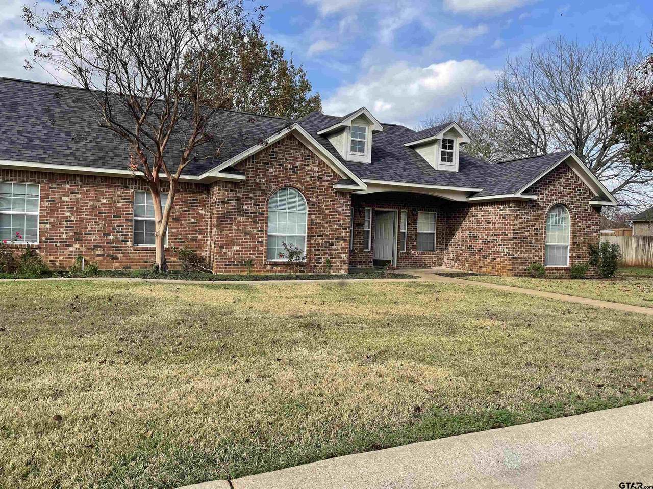 600 Windover Lane - Photo 1