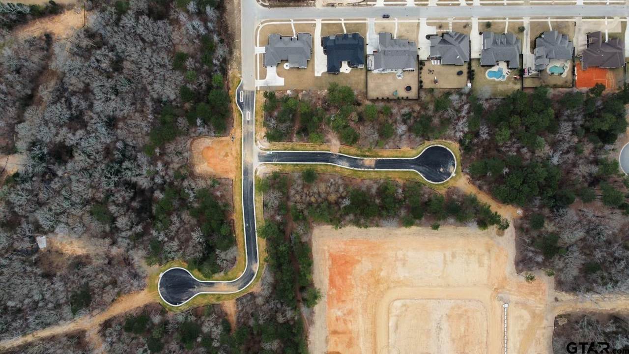 7949 Maple Lane - Photo 1