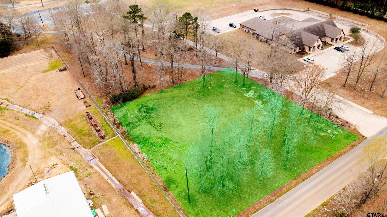 2124 Dogwood Park Blvd - Photo 1