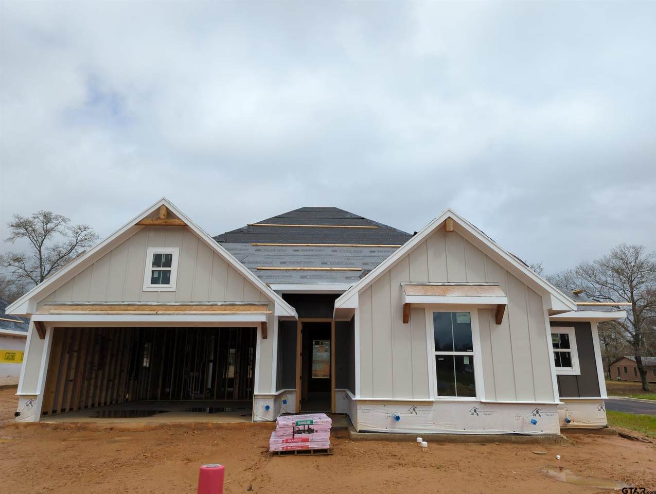 1216 Pelican Circle - Photo 1