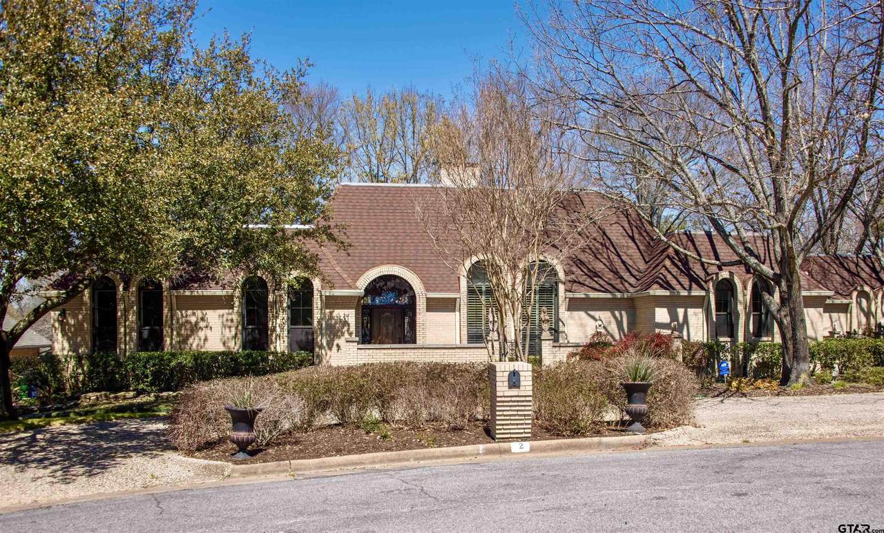 2 Nobhill Dr - Photo 1