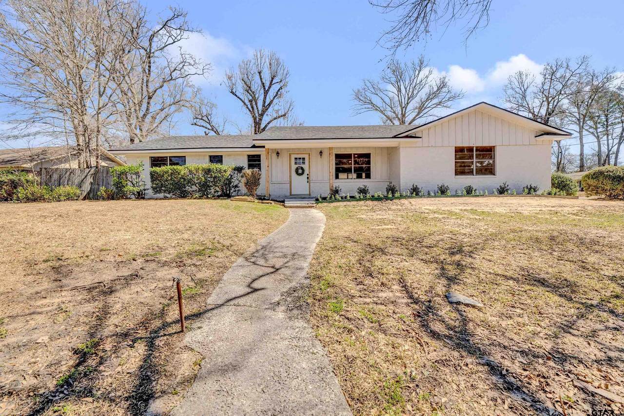 801 Leon Dr - Photo 1