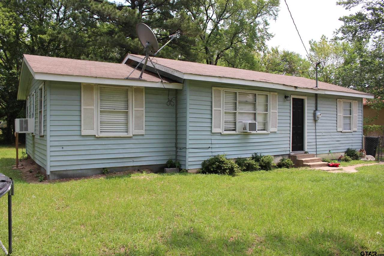 216 Rhodes Dr - Photo 1