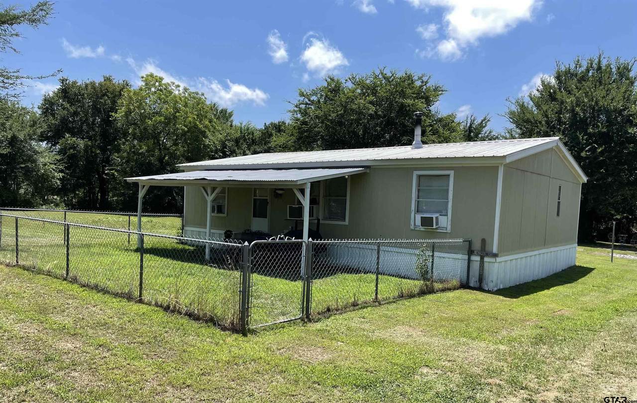 5288 Farm Road 3389 - Photo 1