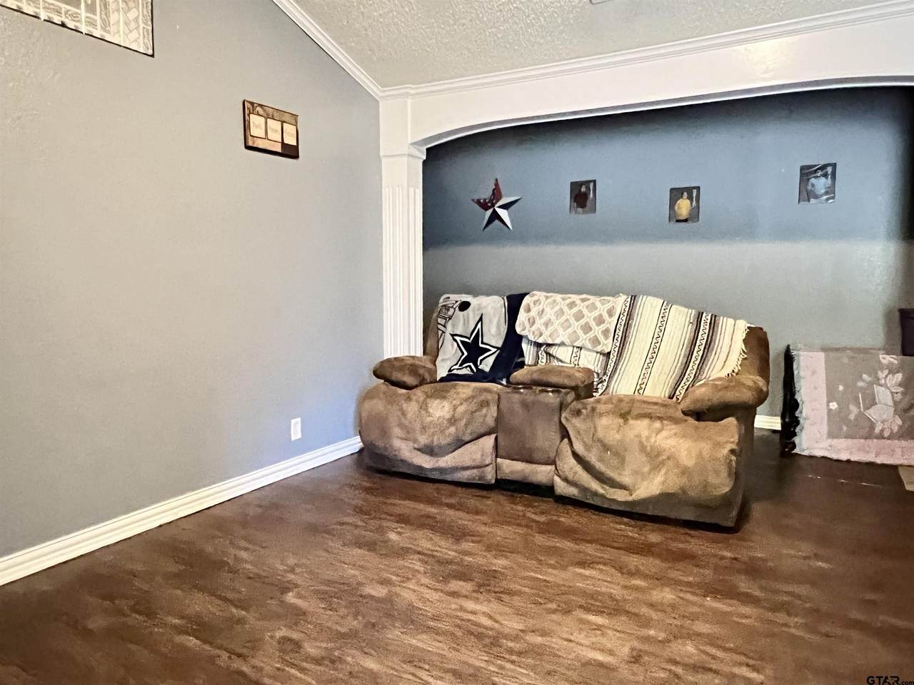1115 Humble Road - Photo 1