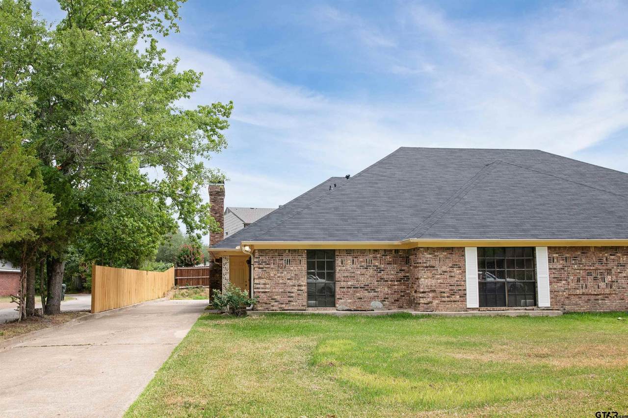 1612 Timber Creek Dr - Photo 1