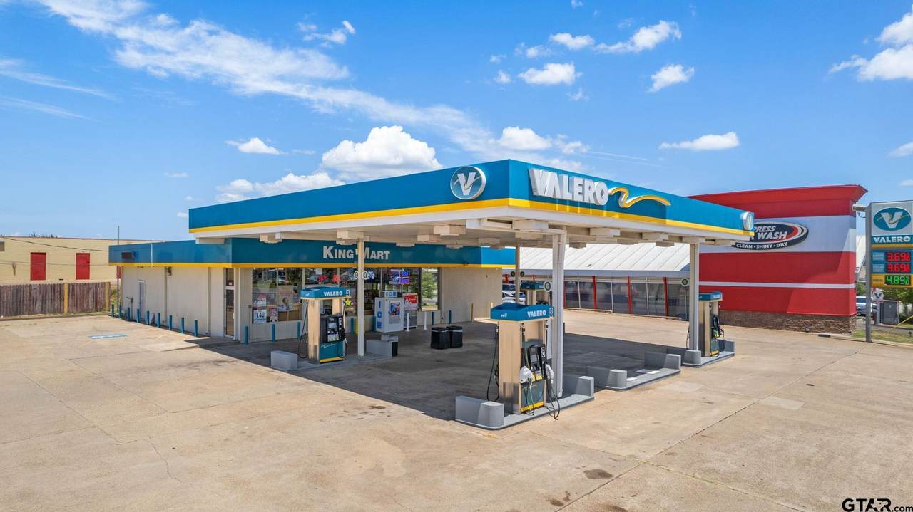 2211 Wsw Loop 323 - Photo 1