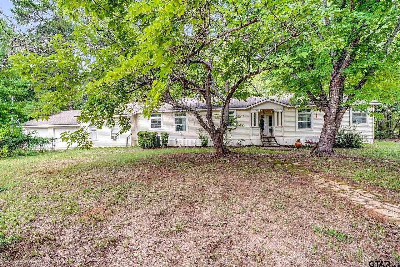 1017 Hagan - Photo 1