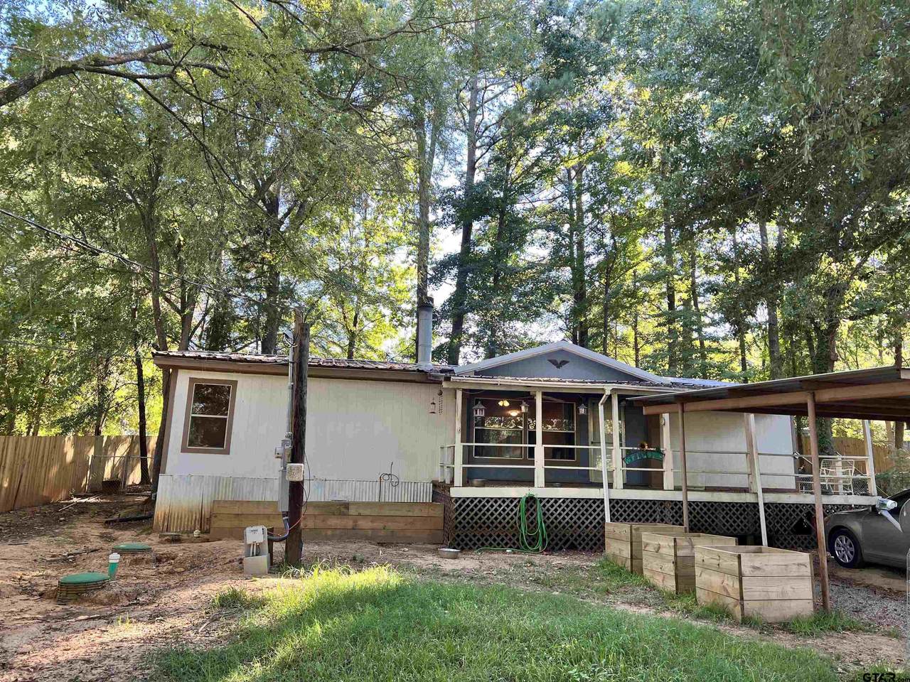 16122 Cedar Bay Dr. - Photo 1