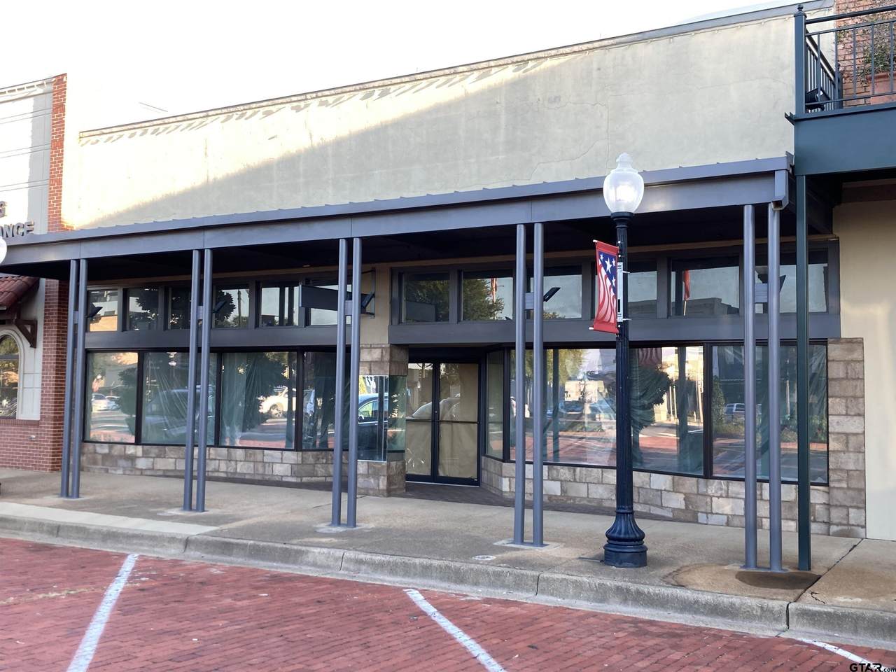 105 Main - Photo 1