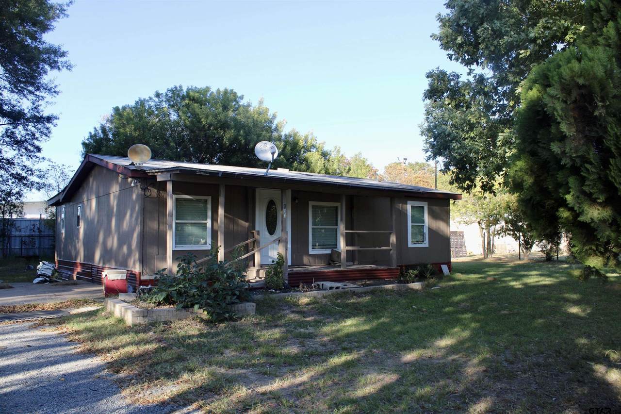 157 Kyle Drive - Photo 1