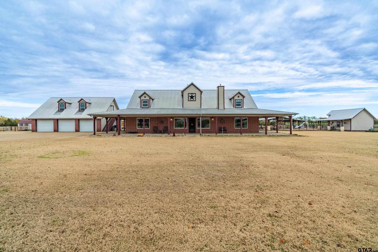 733 Rs County Road 1430 - Photo 1