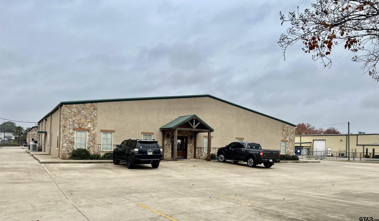 2755 Sh 322 - Photo 1