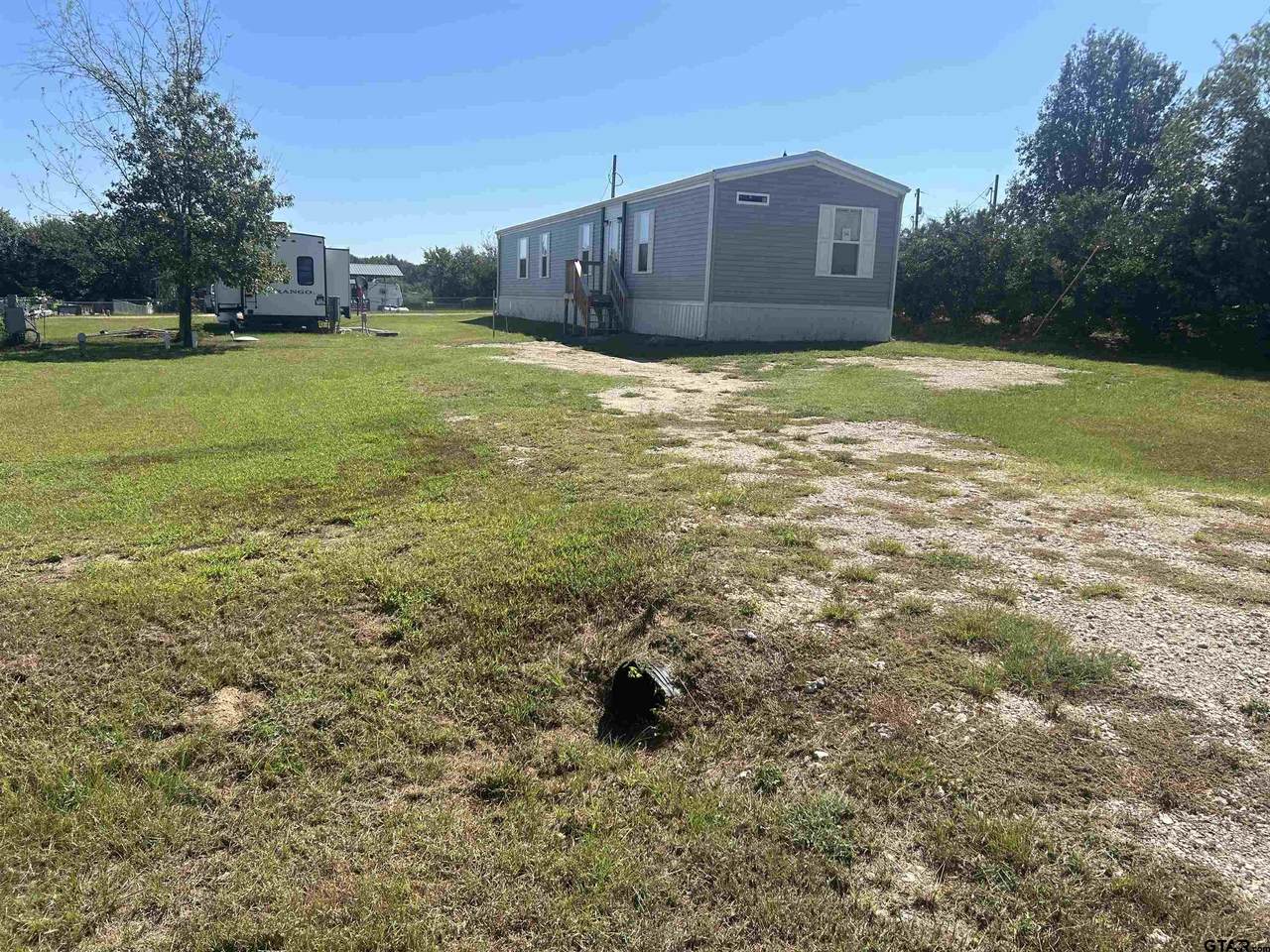318 Seminole - Photo 1