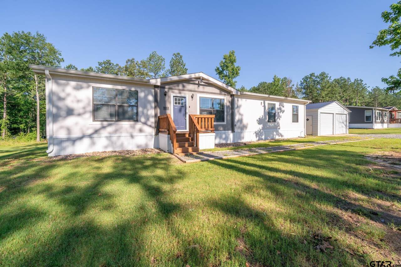 2446 Blocker Rd. - Photo 1