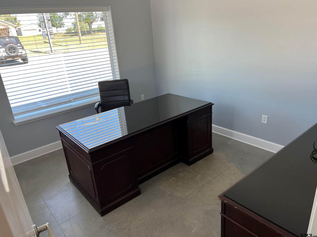 19025 Valley Drive - Salon Suite 6 - Photo 1