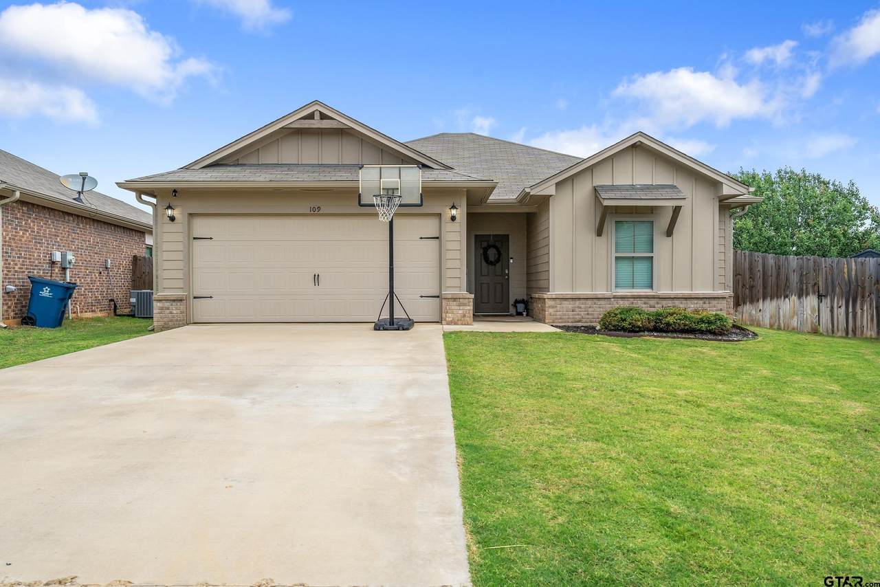 109 Summit Cove - Photo 1