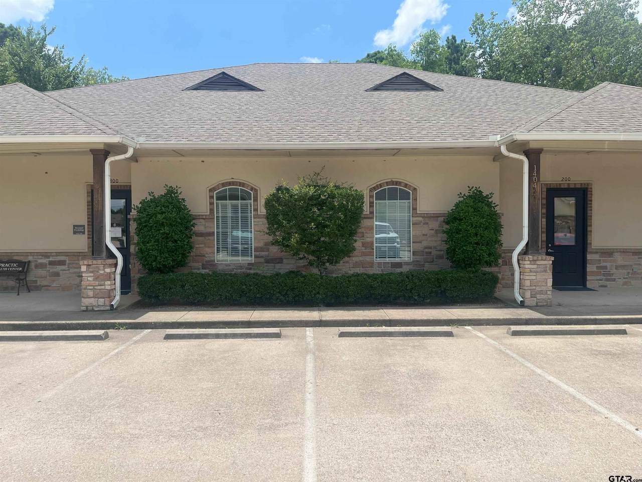 1404 Rice Rd. #200 And #300 - Photo 1