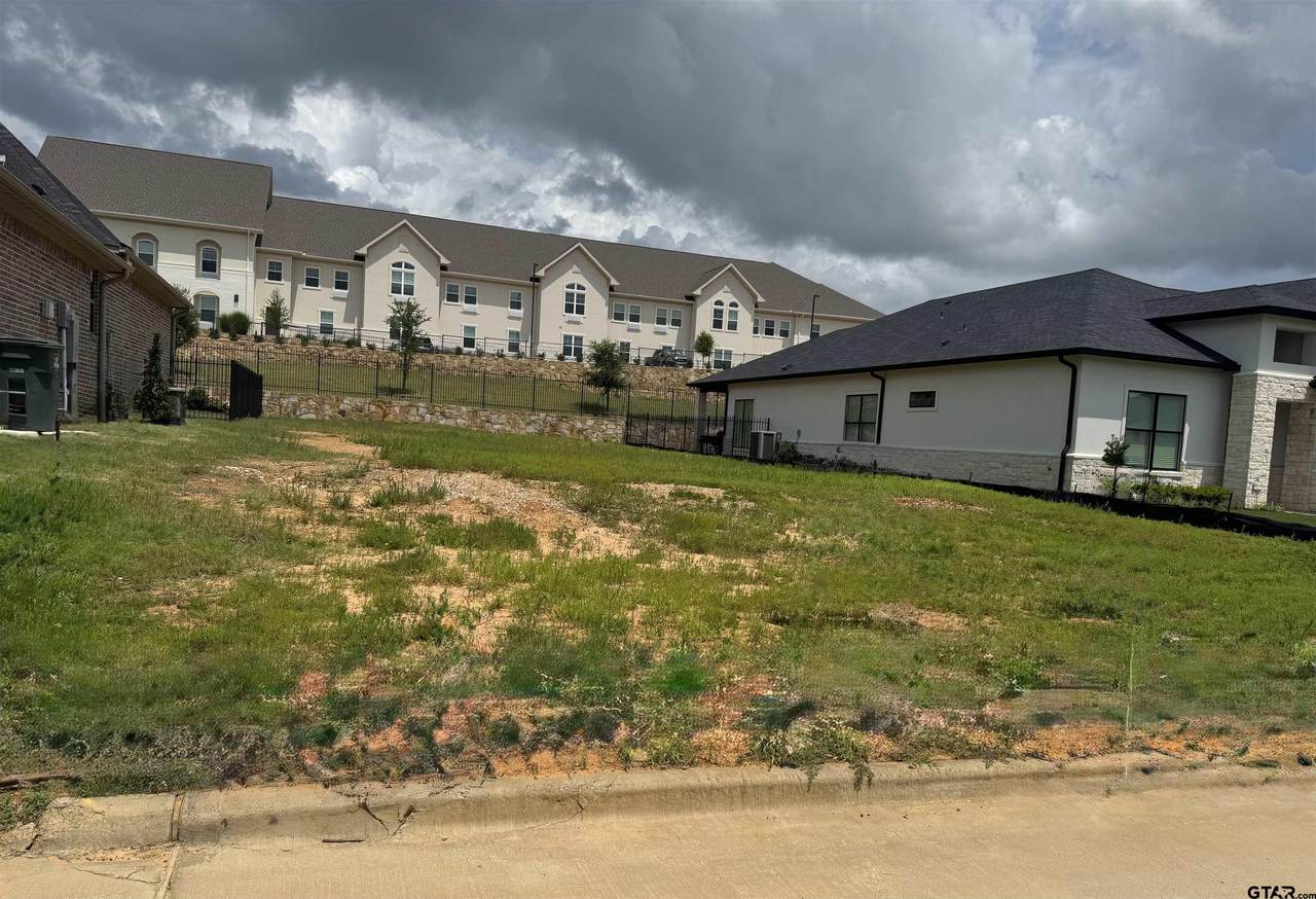 7422 Waterview Sq - Photo 1