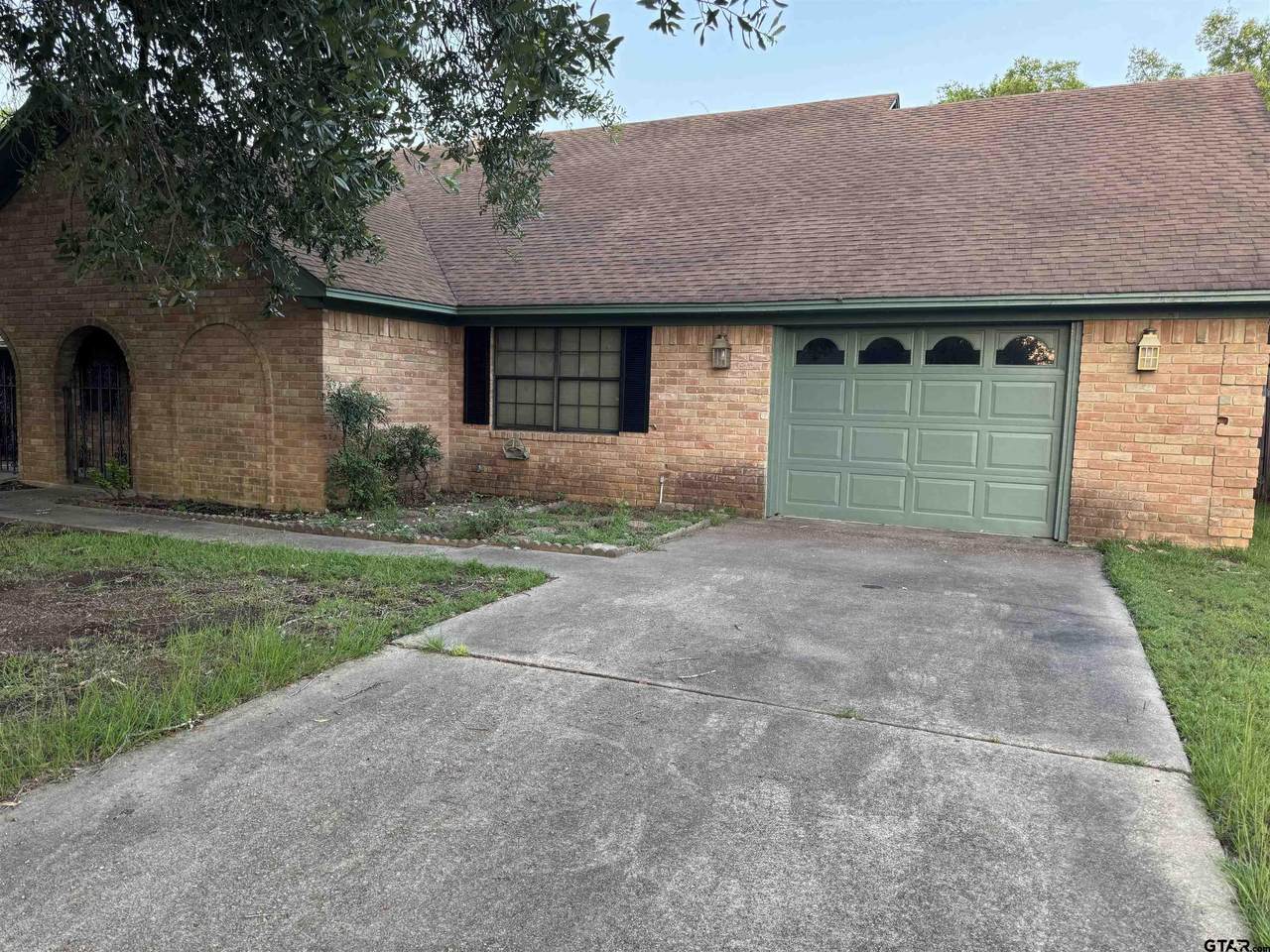 107 Villa Dr - Photo 1