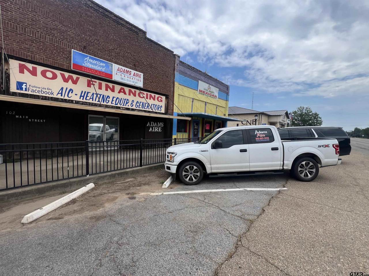 102 Main St - Photo 1