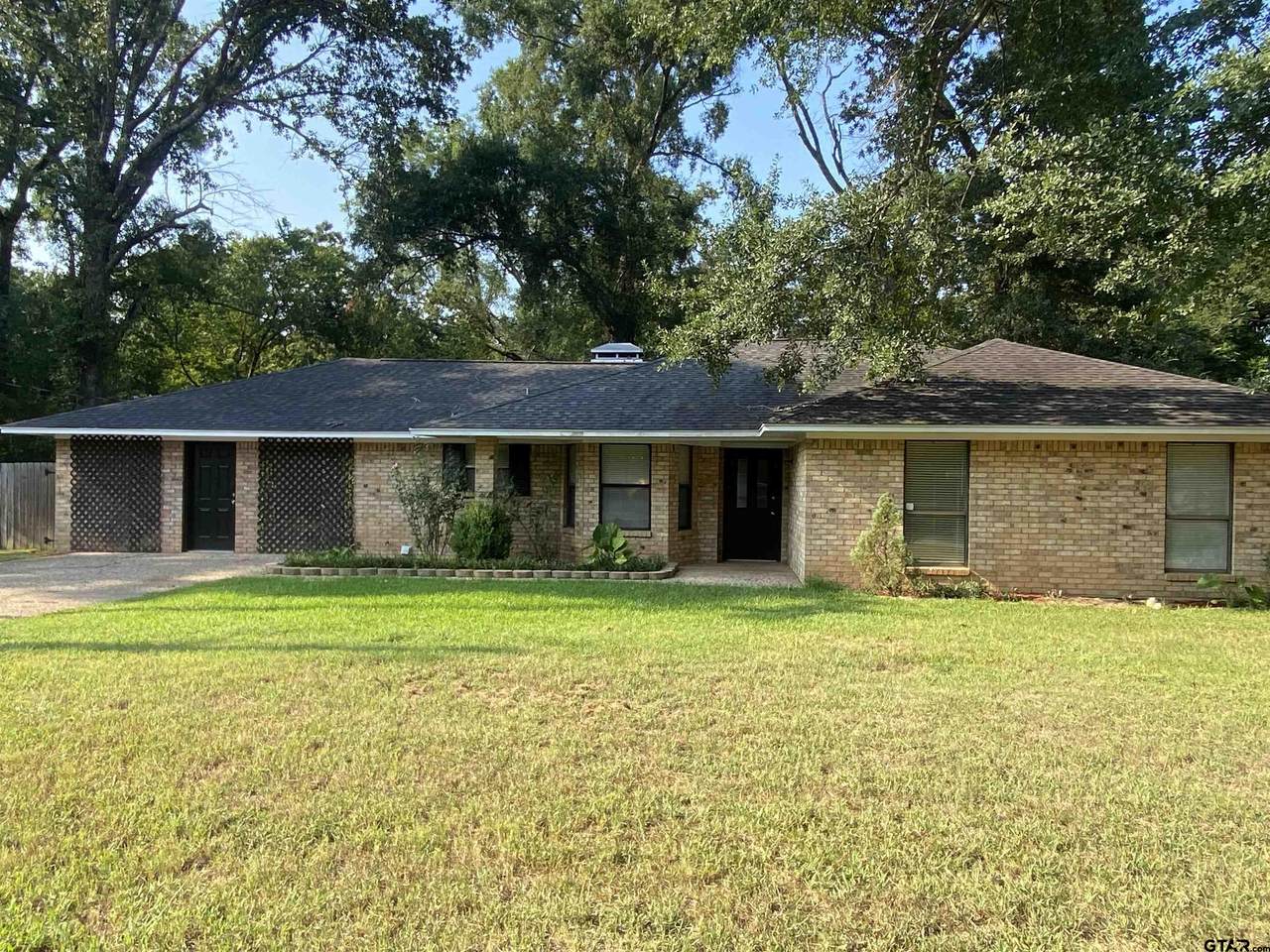 1102 Angie - Photo 1