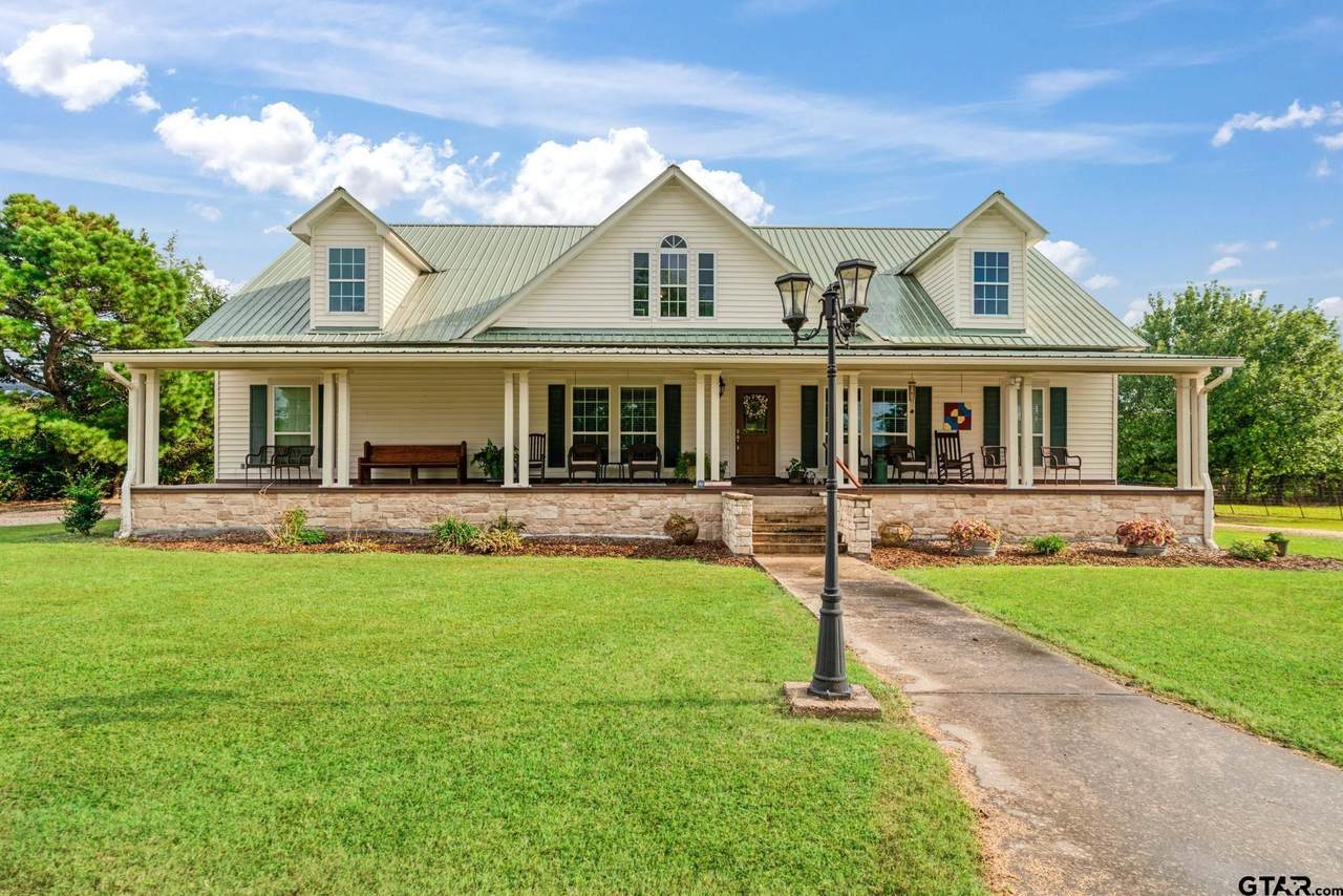 6150 Old Clarksville Road - Photo 1