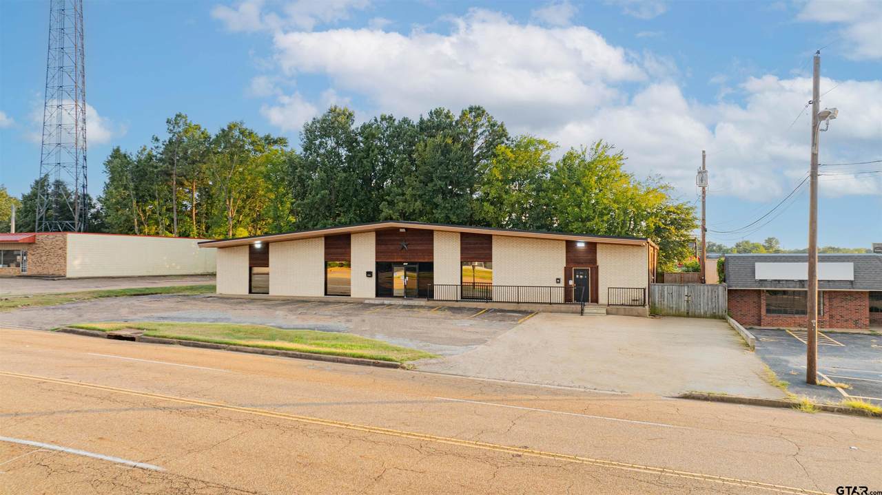 1015 Mccann Rd - Photo 1