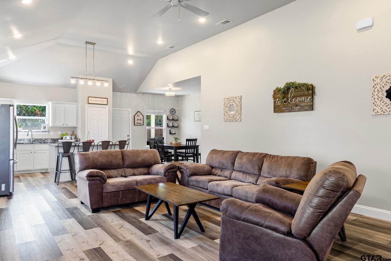 240 Marianne Circle - Photo 1