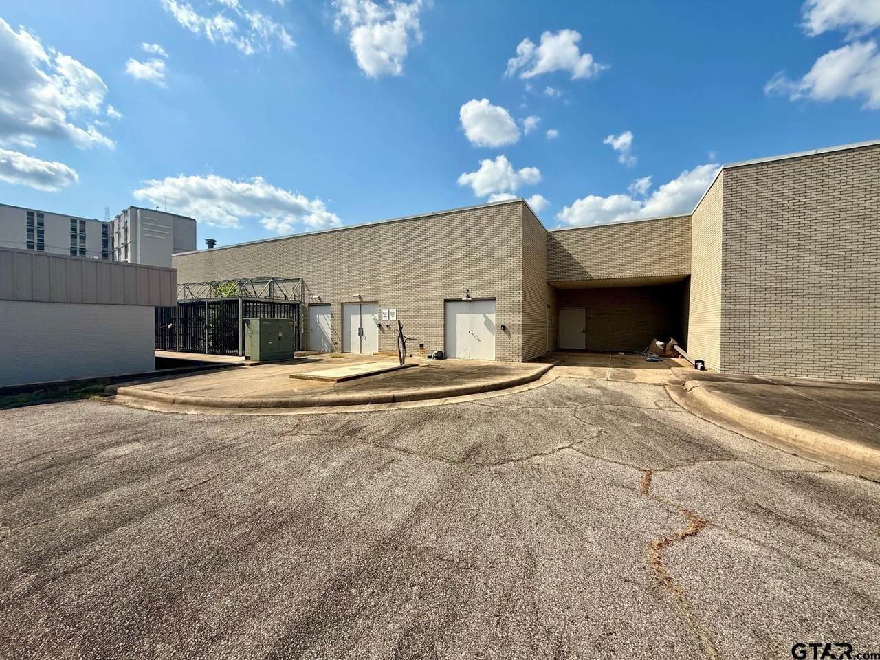 1000-1014 Clarksville - Photo 1