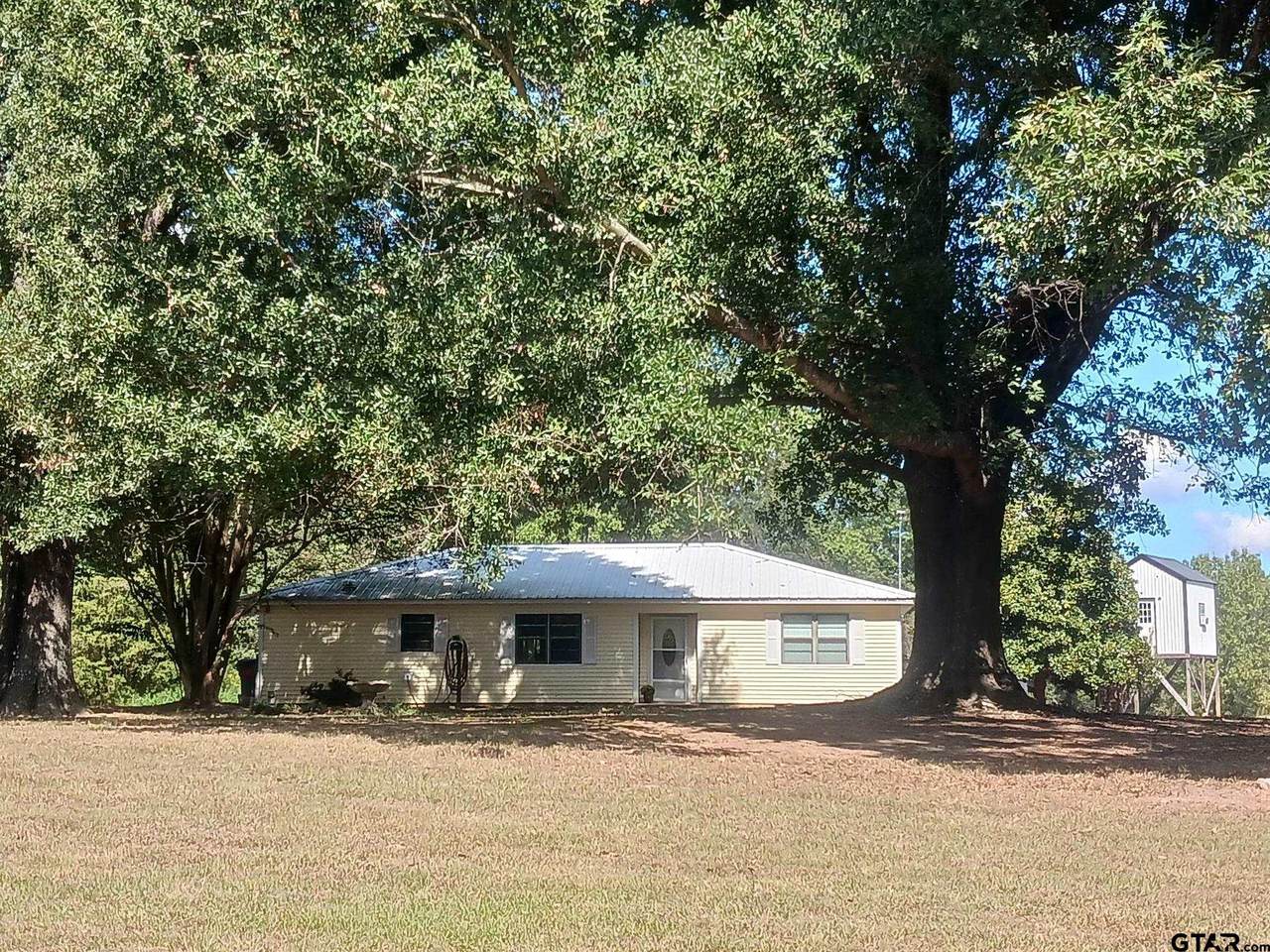 1542 Cr 1018 - Photo 1