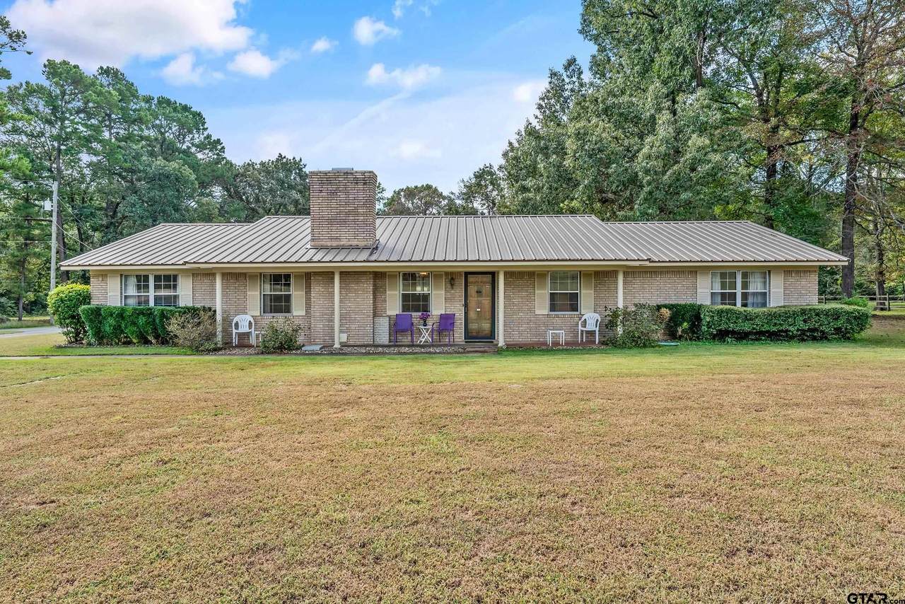 7796 Fm 346 E - Photo 1