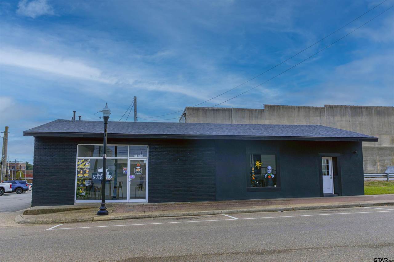 110 E 2nd Street - Photo 1