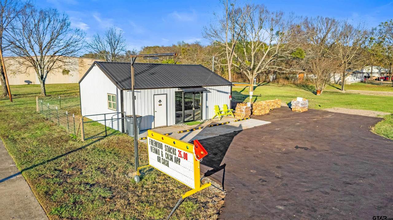 100 Oak Street - Photo 1