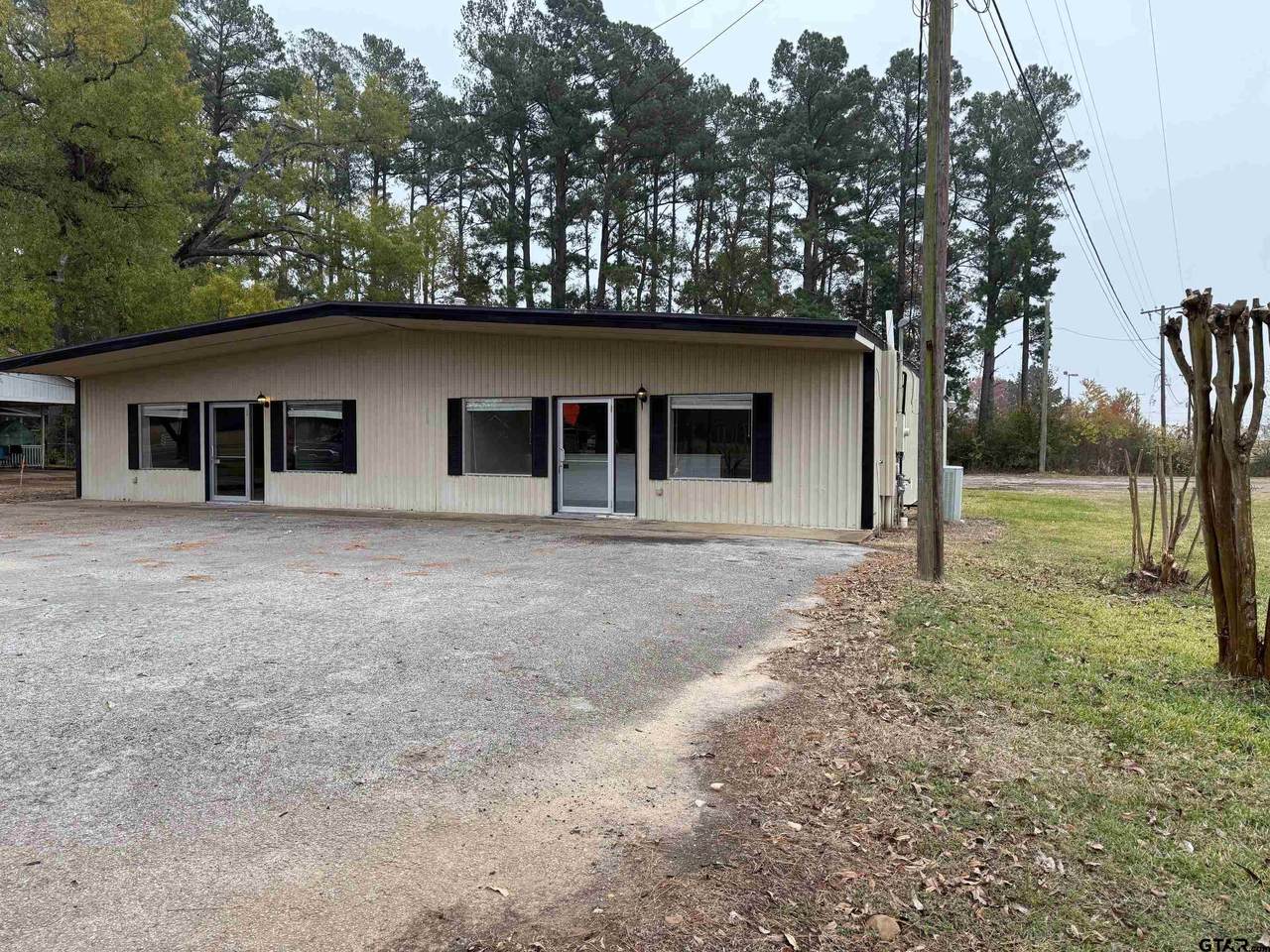 2001 Houston Avenue - Photo 1