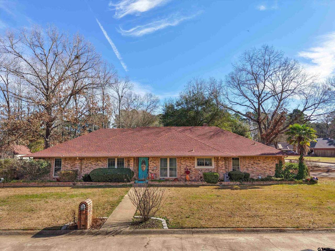 306 Pueblo Dr. - Photo 1