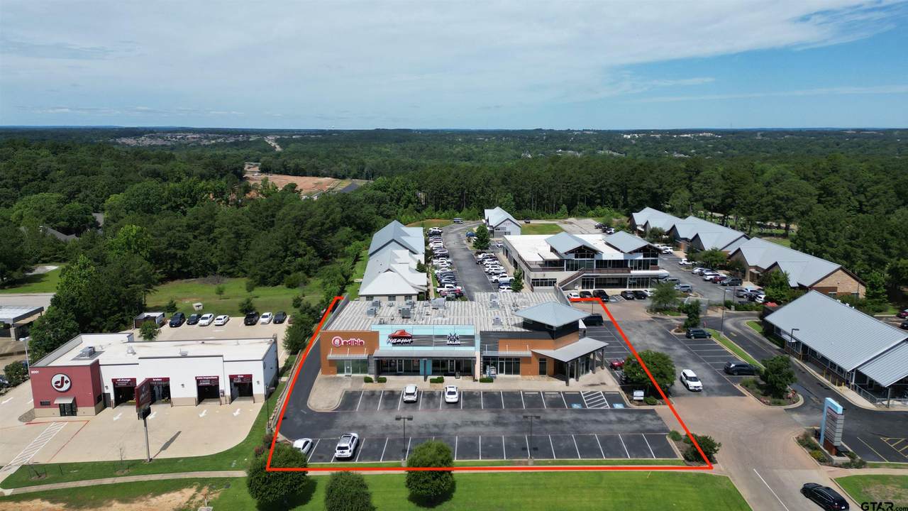 7925 Broadway - Photo 1